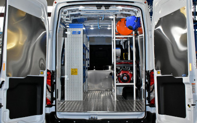 Allestimento Syncro System su Ttransit Jumbo per lavori stradali